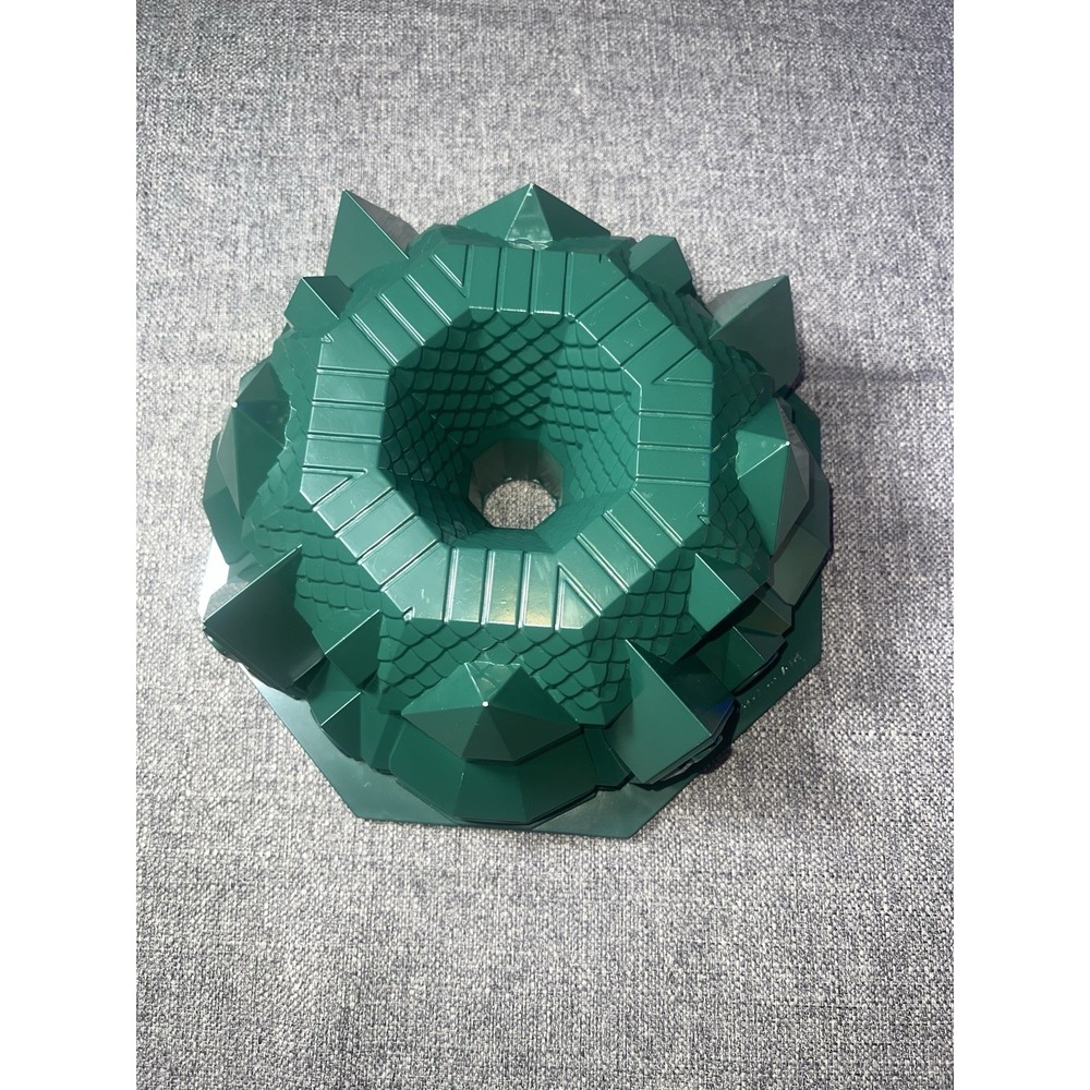 KitchenAid Victorian House Cake Pan‎ Color Green